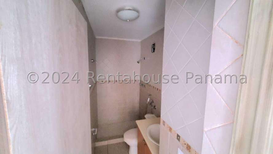 Venta de Apartamento en Costa del Este, Ubicacion Privilegiada 24LGG7346
