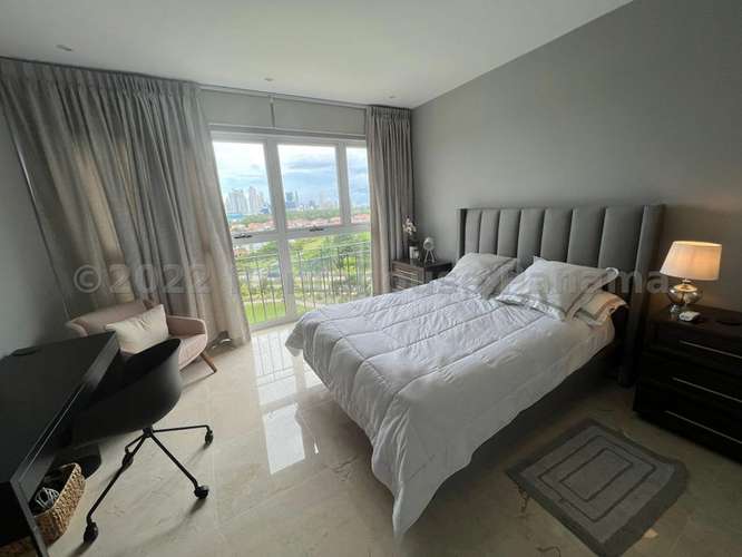 Venta de Apartamento Amoblado Santa Maria, PH Exclusivo The Reserve 22LGG9904