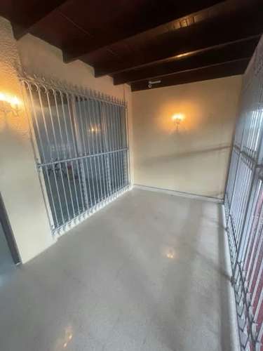 VENTA DE CASA UNIFAMILIAR EN MIRAFLORES – AMPLIO TERRENO DE 1,090 M² - Imagen 13