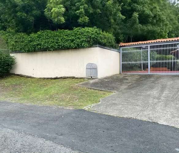 VENTA DE CASA UNIFAMILIAR EN MIRAFLORES – AMPLIO TERRENO DE 1,090 M² - Imagen 2