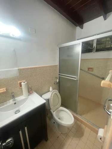 VENTA DE CASA UNIFAMILIAR EN MIRAFLORES – AMPLIO TERRENO DE 1,090 M² - Imagen 11