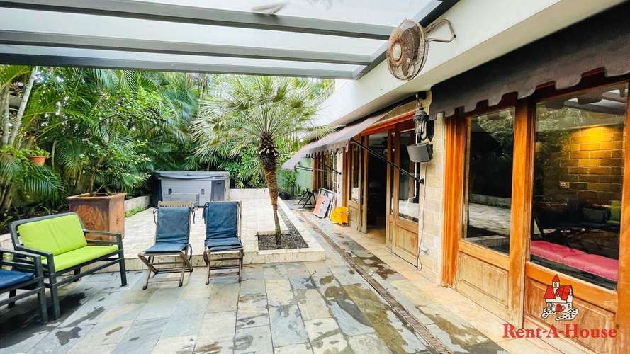 Venta de Exclusiva Casa en Costa del Este 24LGG8151