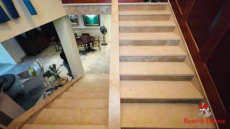 Venta de Exclusiva Casa en Costa del Este 24LGG8151