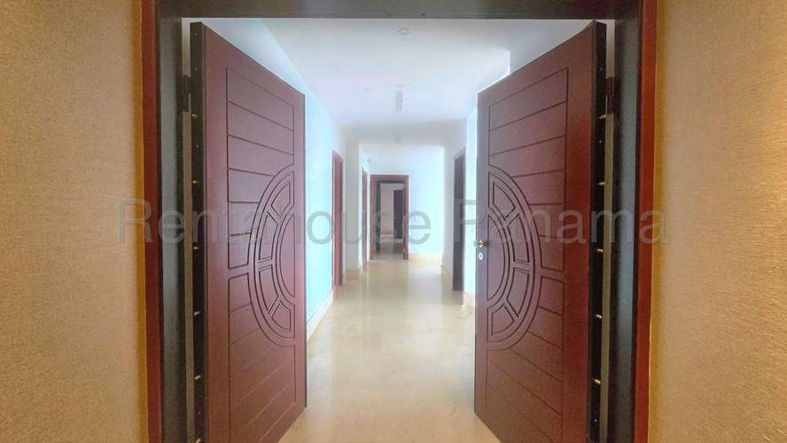 Venta de Apartamento en Santa Maria, PH The Reserve 27LGG2098