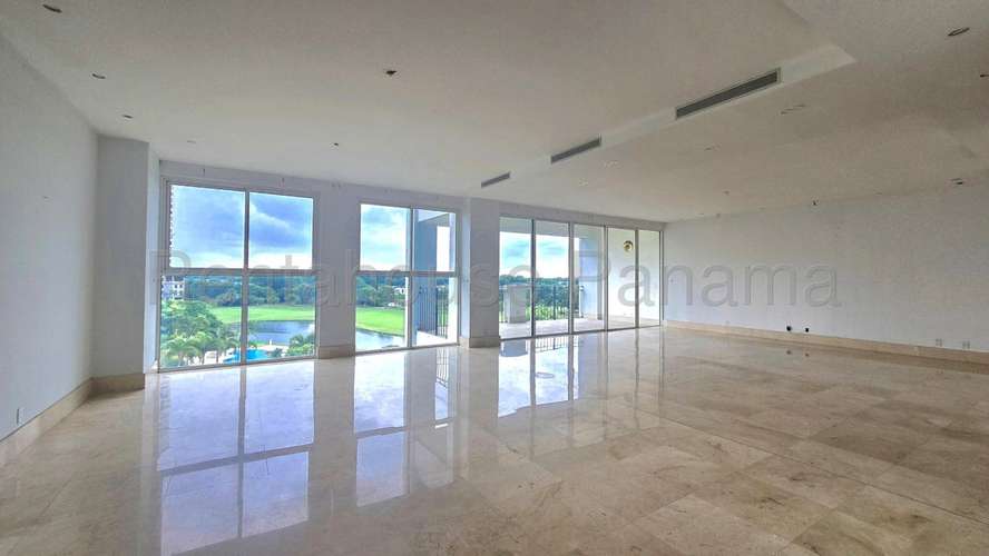 Venta de Apartamento en Santa Maria, PH The Reserve 27LGG2098