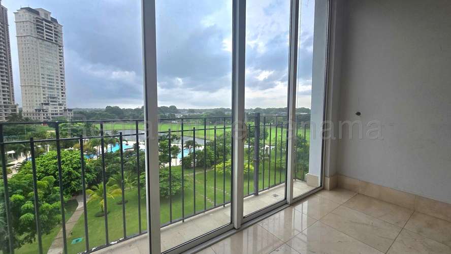 Venta de Apartamento en Santa Maria, PH The Reserve 27LGG2098