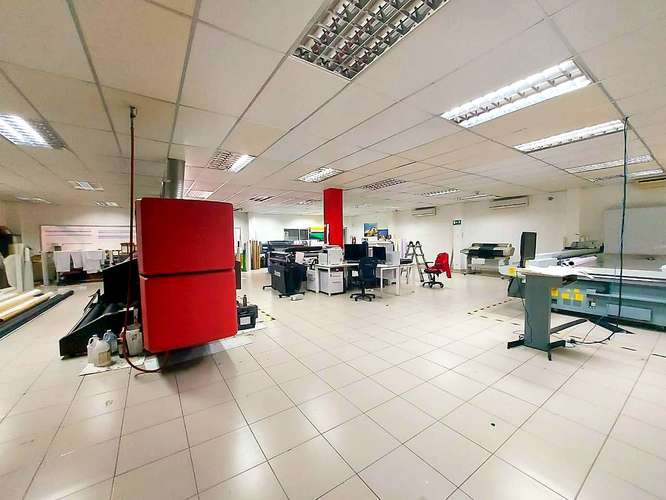 Venta Galera con Oficinas 2,031 m2 en 3 Niveles Parque Industrial Costa del Este - ALYC 26-8153