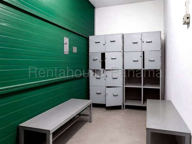 Venta Galera 720 m2 con Showroom Oficinas y Mezzanine Lista para Operar Juan Diaz - ALYC 26-8179