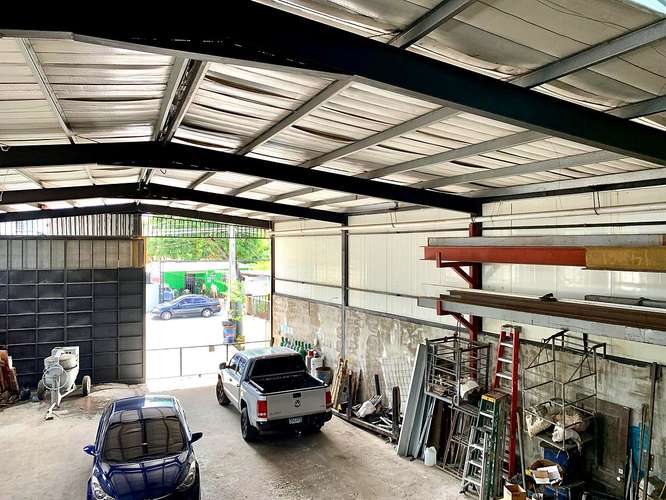 Venta Galera y Oficinas 550 m2 Zonificacion Mixta a Pasos del Corredor Sur Versalles - ALYC 26-9046