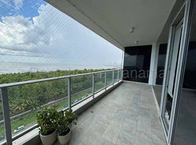 Apartamento en Venta en Costa del Este. REGALIA | LUJO Y EXCLUSIVIDAD | PASEO DEL MAR