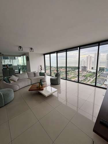 Latitude Costa del Este 220m² Ganga $475K