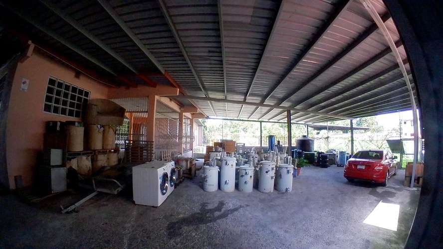 Venta Casa Comercial 707 m2 con Galera de 200 m2 y Acceso Independiente Juan Diaz - ALYC 24-1973