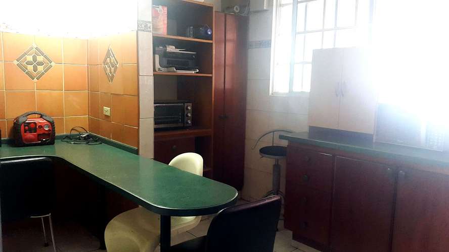 Venta Casa Comercial 707 m2 con Galera de 200 m2 y Acceso Independiente Juan Diaz - ALYC 24-1973