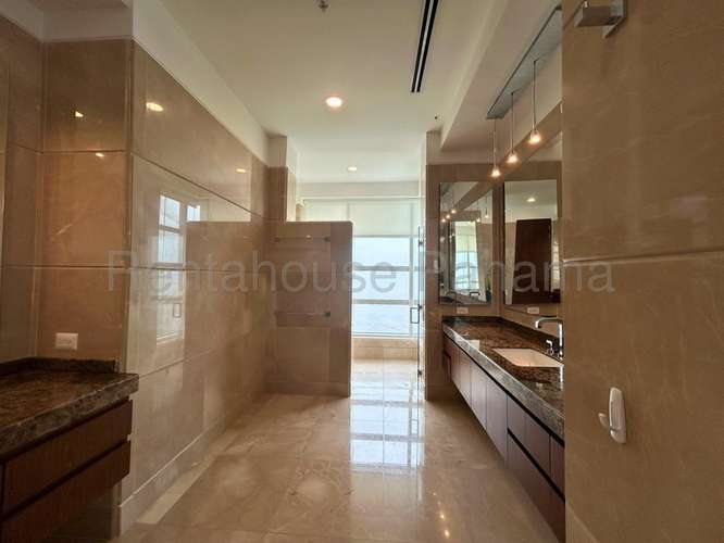 Venta de Apartamento en Costa del Este, PH Marea 1 26LGG2042