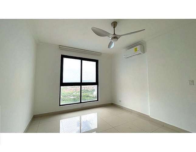 Exclusivo Apto de 202m² en Parque del Mar, Costa del Este con Vista al Parque