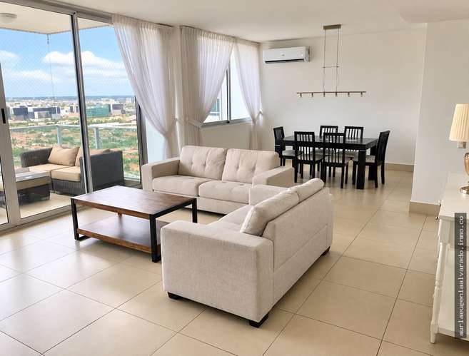Apartamento de lujo en Costa del Este: 3 recámaras, balcón y 2 estacionamientos