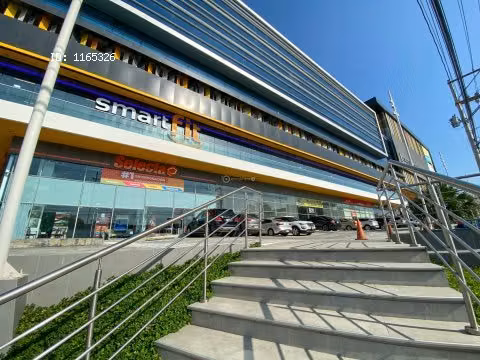Local con mezzanine disponible en Dorado City Center - Imagen 6