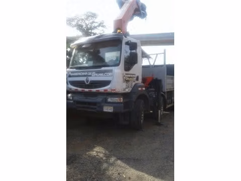 ALQUILER DE CAMIONES GRUAS TRANSPORTE DE CARGA Y IZAMIENTO