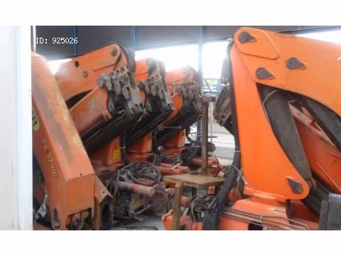 ALQUILER DE CAMIONES GRUAS TRANSPORTE DE CARGA Y IZAMIENTO