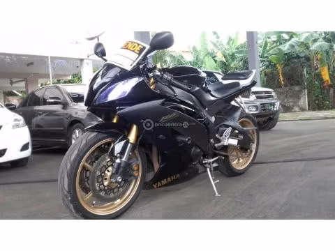 YAMAHA R6. 2009 HERMOZA NUNCA CHOCADA