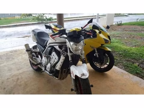 VENDO MOTO YAMAHA