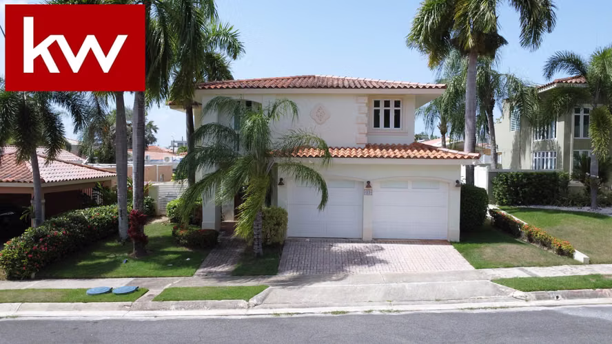 Urb. Grand Palm, Casa en Vega Alta