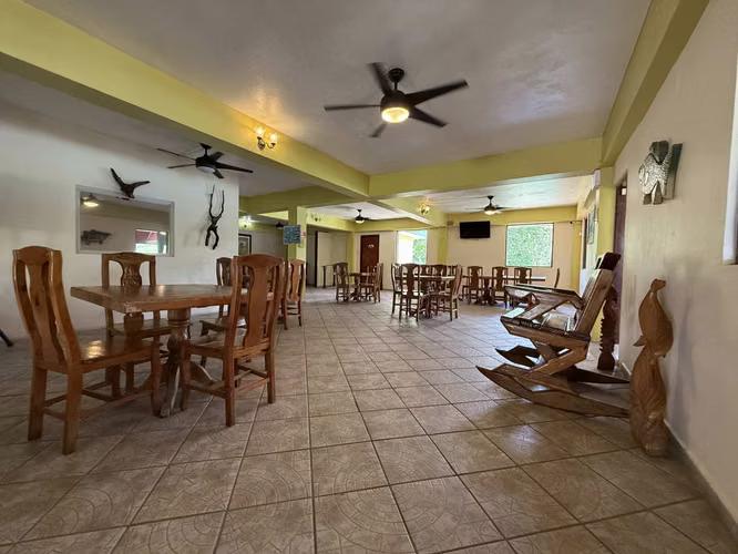 Bo. Cacao Alto, Local Comercial en Patillas