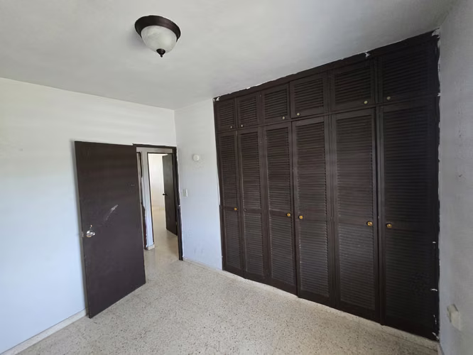 Bo. Palmas Altas, Casa en Barceloneta