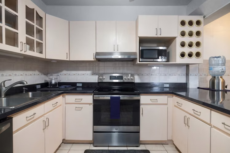 Ext. Villa Caparra, Casa en Guaynabo