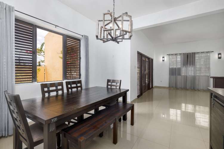 Ext. Villa Caparra, Casa en Guaynabo