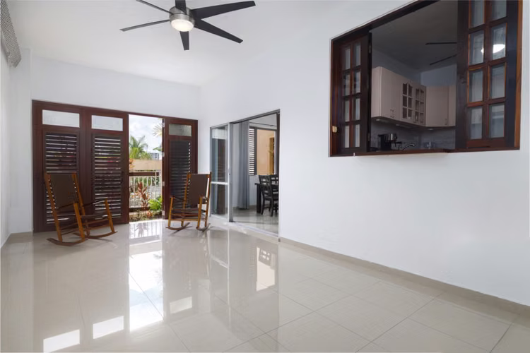 Ext. Villa Caparra, Casa en Guaynabo