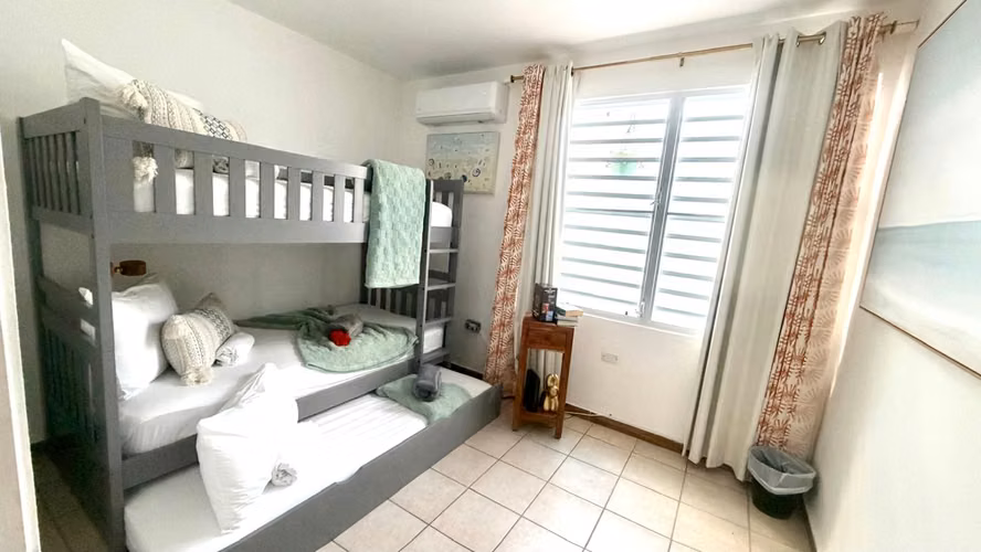 Airbnb - Calle San Rafael, Casa en Luquillo