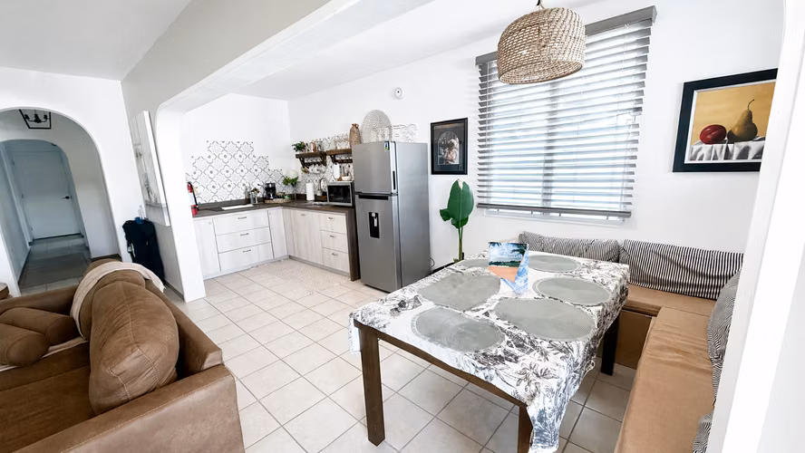Airbnb - Calle San Rafael, Casa en Luquillo