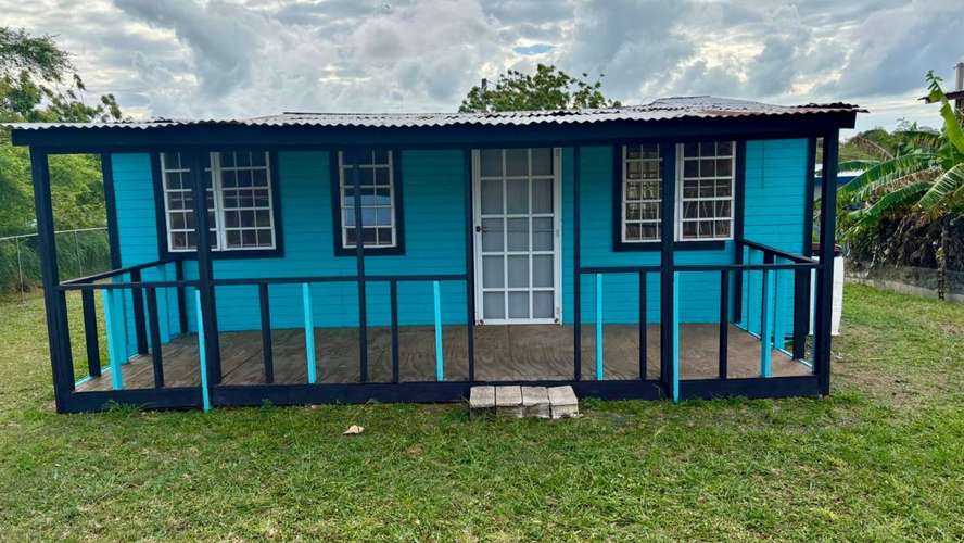 Bo. Llanos Costa, Casa en Cabo Rojo
