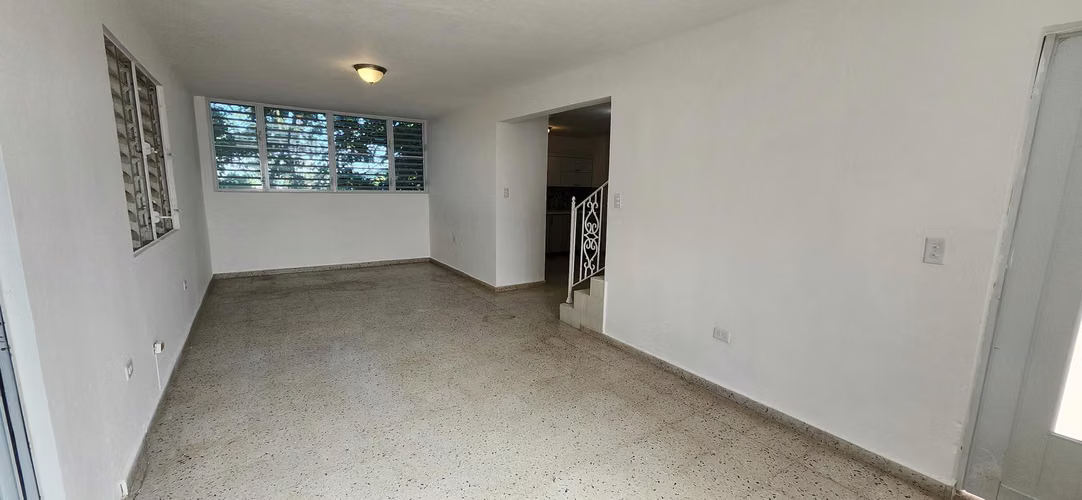 Urb. Fernandez, Casa en Cidra