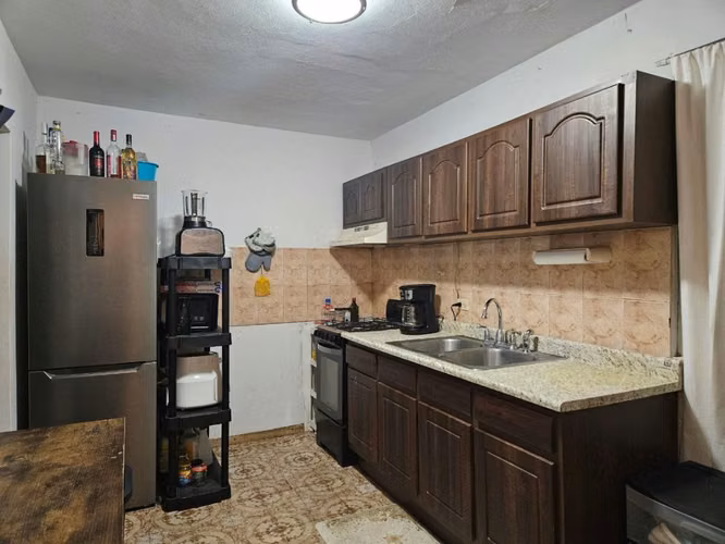 Bo. Membrillo, Casa en Camuy