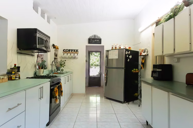Bo. Cotto, Casa en Manatí