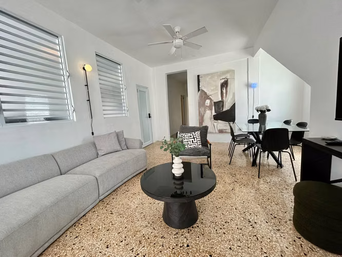 Bo. Santurce, Casa en San Juan