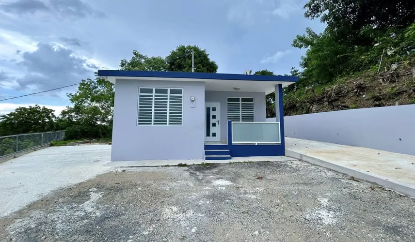 Hermosa casa remodelada ubicada en el deseable Bo. Calcache, Rincón