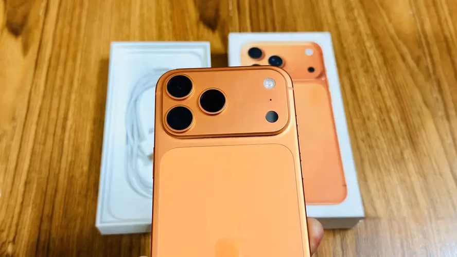 Apple iPhone 17 Pro Max DESBLOQUEADO DE FÁBRICA 256GB Naranja Cósmico