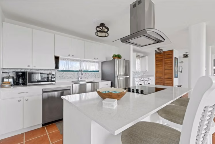 Urb. Hacienda Margarita, Casa en Luquillo