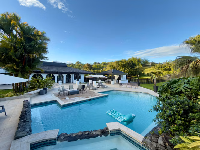Urb. Lomas del Sol, Casa en Guaynabo