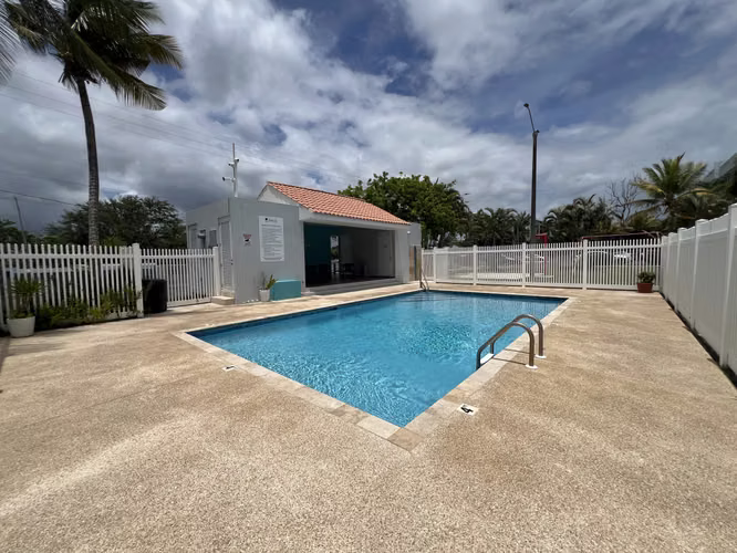 Cond. Sun & Sea Village, Apartamento en Vega Alta - Imagen 8
