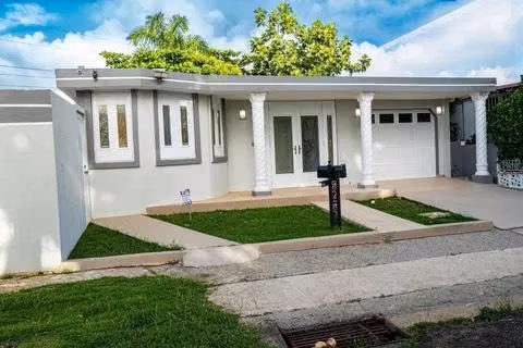 House with 3 bedrooms and 2 bathrooms for rent in Fajardo