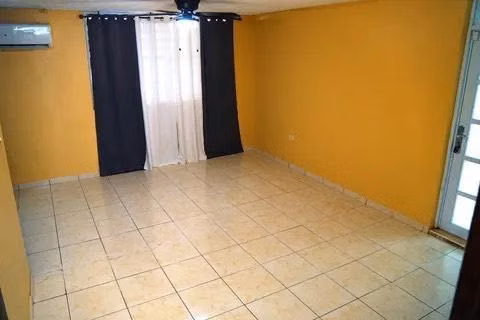 House with 3 bedrooms and 2 bathrooms for rent in Fajardo