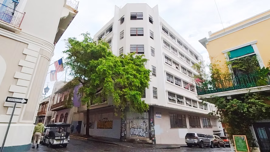 ¡Oportunidad Única en la Calle 201 Tetuan, Old San Juan!