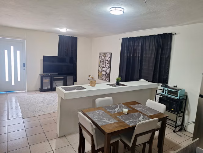 Urb. Country Club, Casa en Carolina - Imagen 4