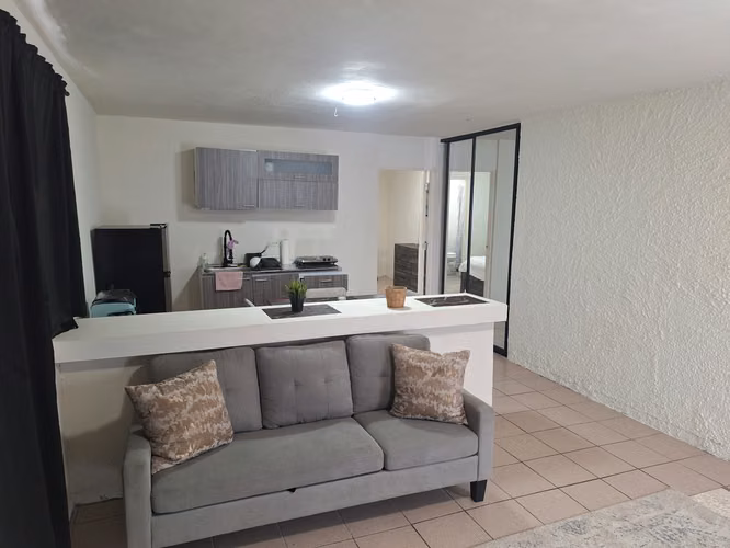 Urb. Country Club, Casa en Carolina - Imagen 5