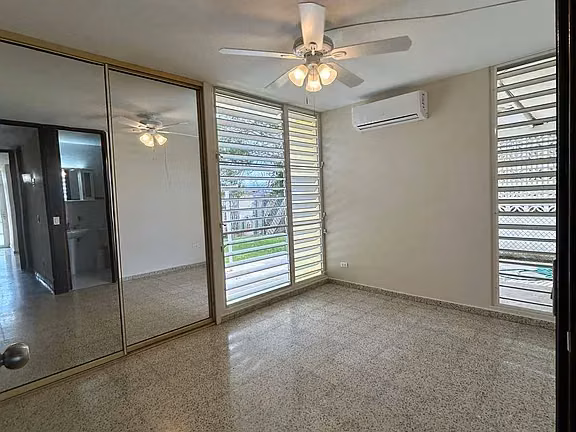 Propiedad terrera en Villa Fontana de 3 habitaciones, 2 banos,