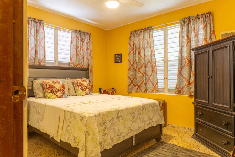 Urb. Vista Verde, Casa en Aguadilla